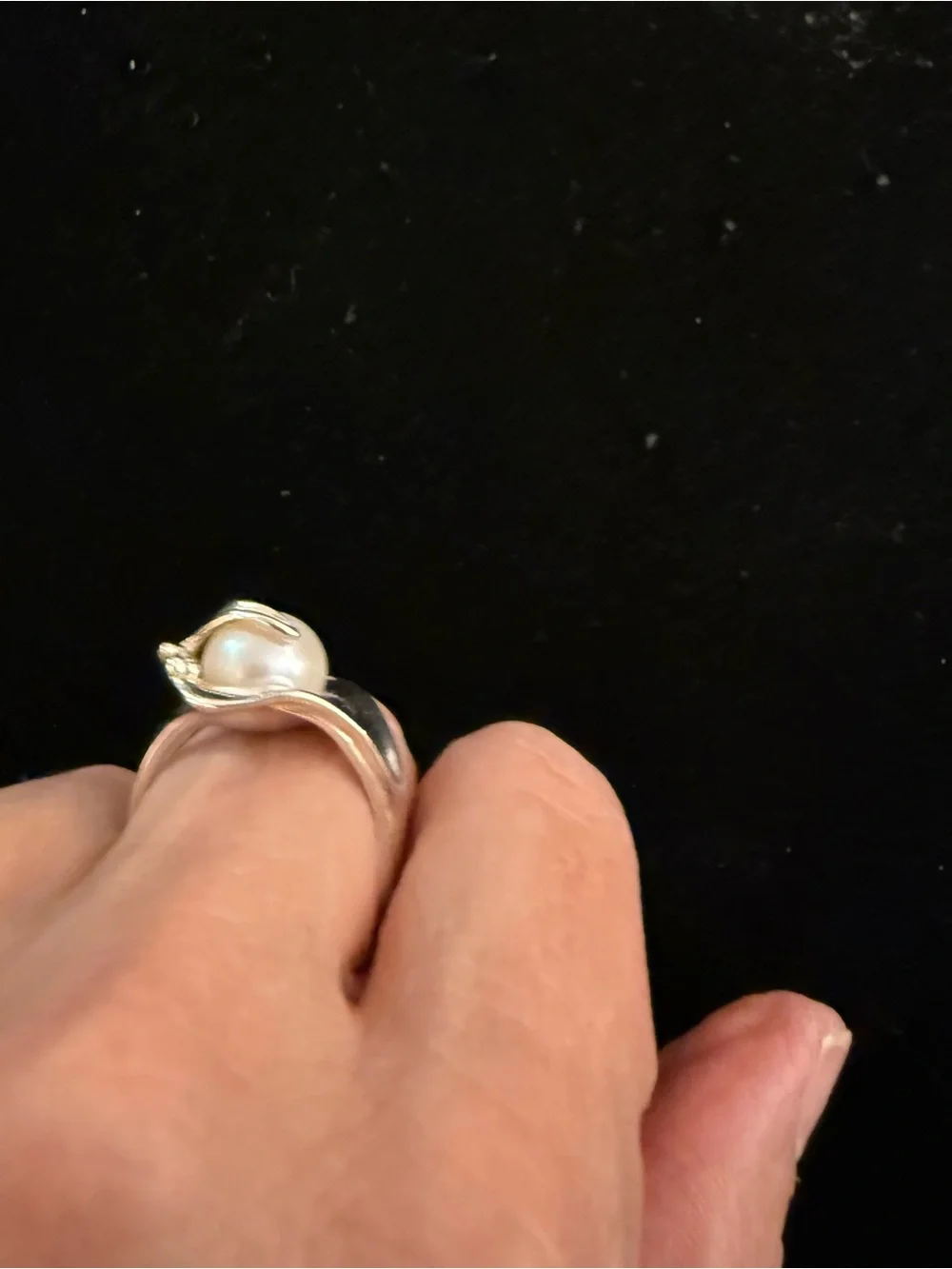 Silver Pearl Dome Ring - White Pearl